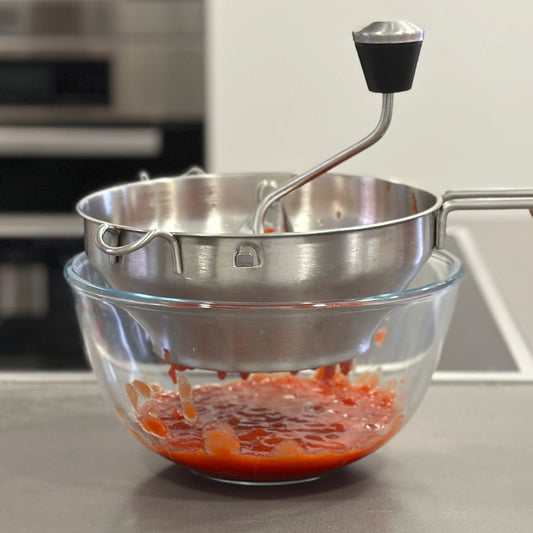 Ναπολιτάνικη σάλτσα πίτσας χωρίς βράσιμο