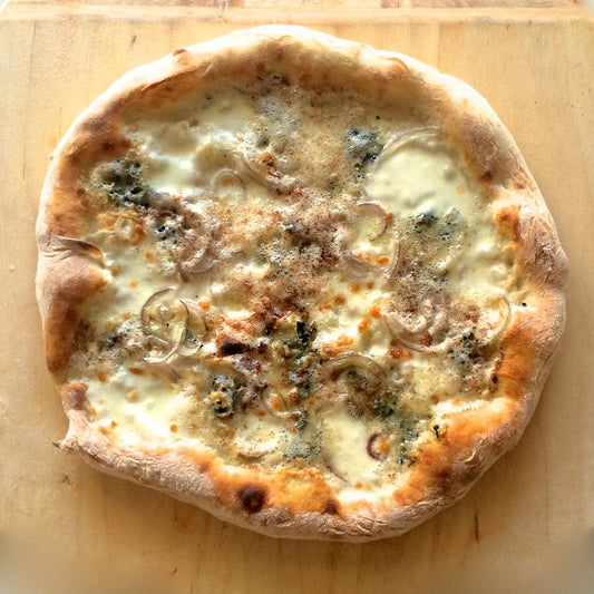 Pizza Bianca με Blue Cheese & Κρεμμύδι - MyPizza Project